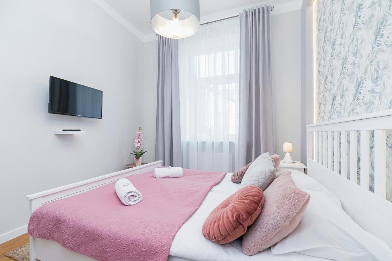 Sweet Family Apartment Chodkiewicza Rondo Grzegorzeckie By Noclegi Renters Krasków Εξωτερικό φωτογραφία