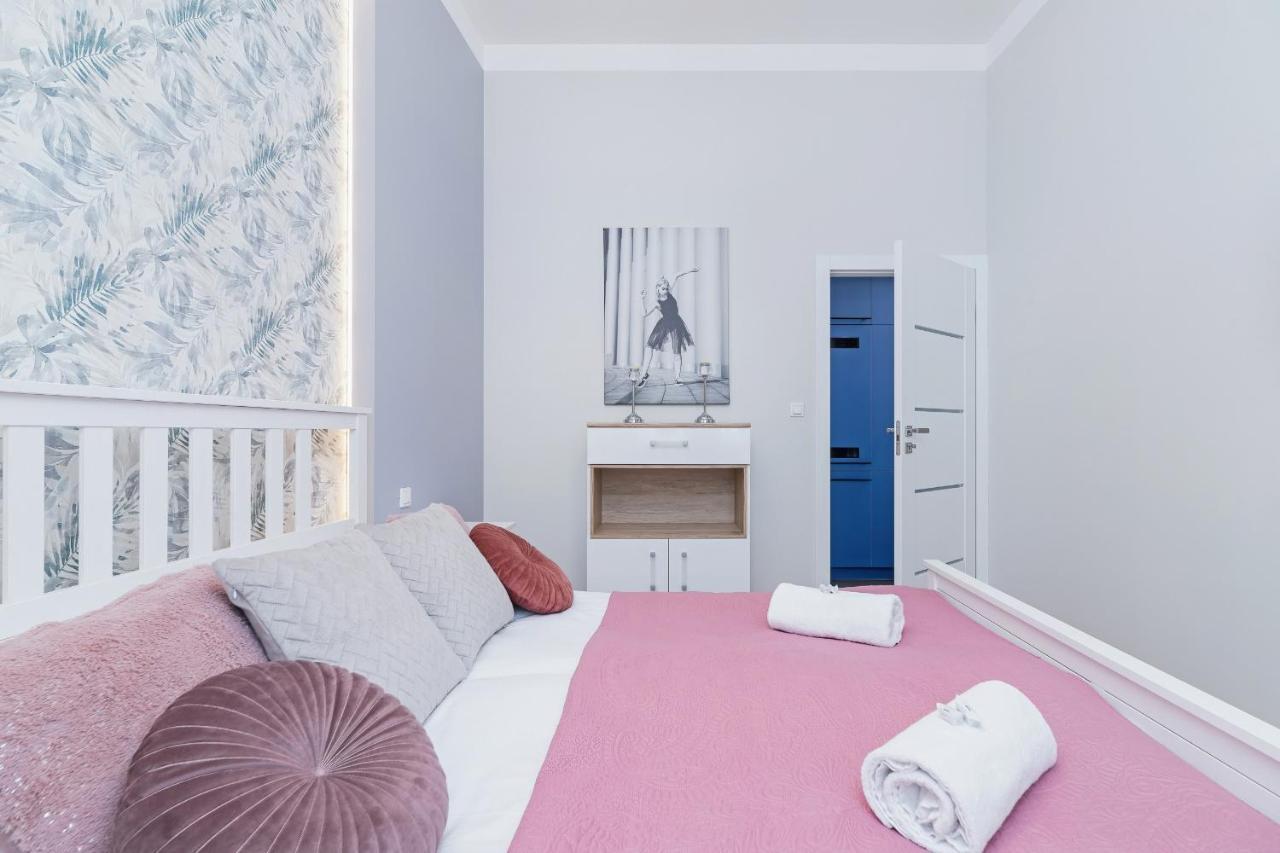 Sweet Family Apartment Chodkiewicza Rondo Grzegorzeckie By Noclegi Renters Krasków Εξωτερικό φωτογραφία